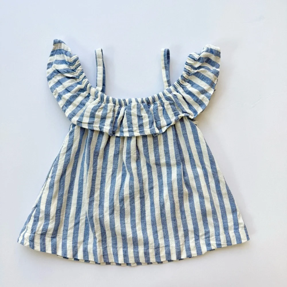 CUTEST gap off shoulder linen blend top/ Size 4/ EUC LIKE NEW